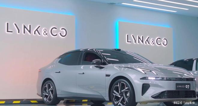 新领克07 EM-P凭什么这么受欢迎？不朽情缘网站原来明星爱它！哈妮克孜的全(图2)